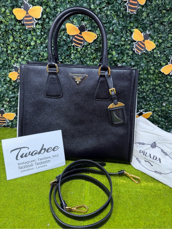 Prada Handbags - ❌SOLD❌Authentic Prada Black Saffiano Bicolor Leather Saffiano Tote Bag